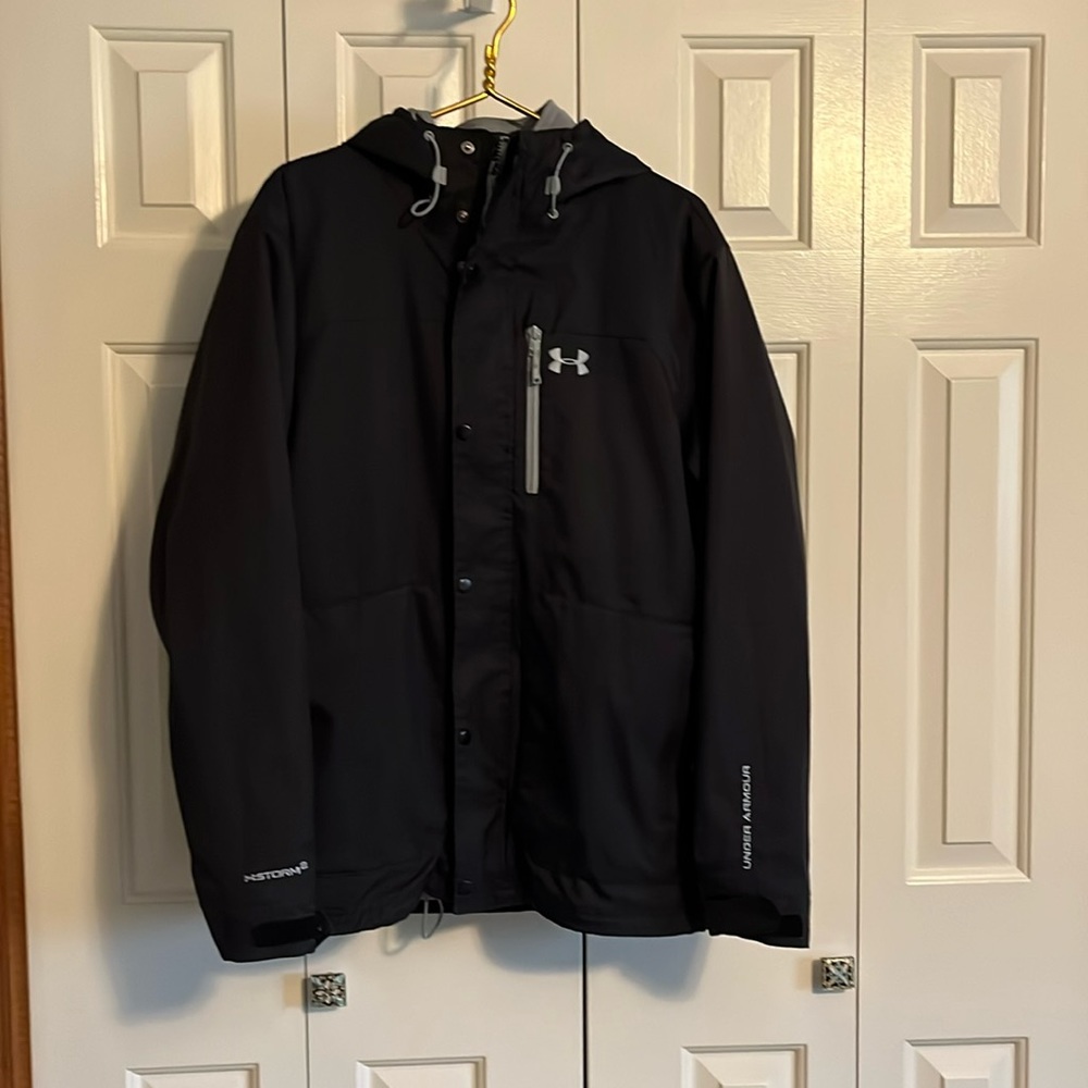Men’s Under Armour coldgear infrared winter coat.